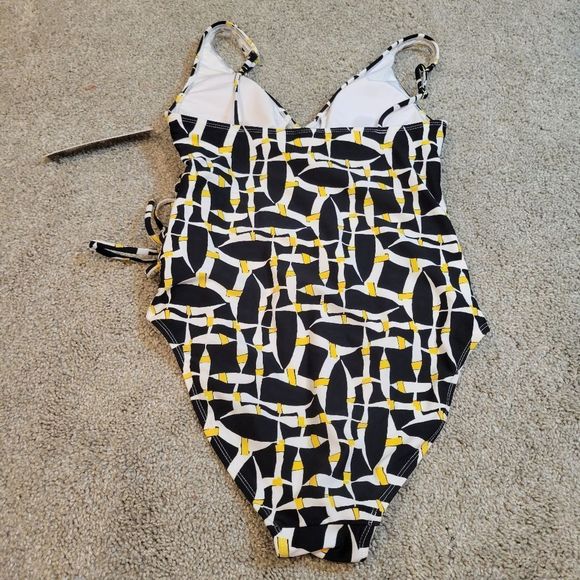 Tahari Women's Swimsuit Size M - Picture 5 of 6